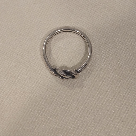 James Avery Eternal Knot RETIRED Sterling Silver Ring - 7.75 - Picture 6 of 9